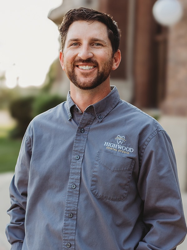 Dr. Derik Powell, DDS